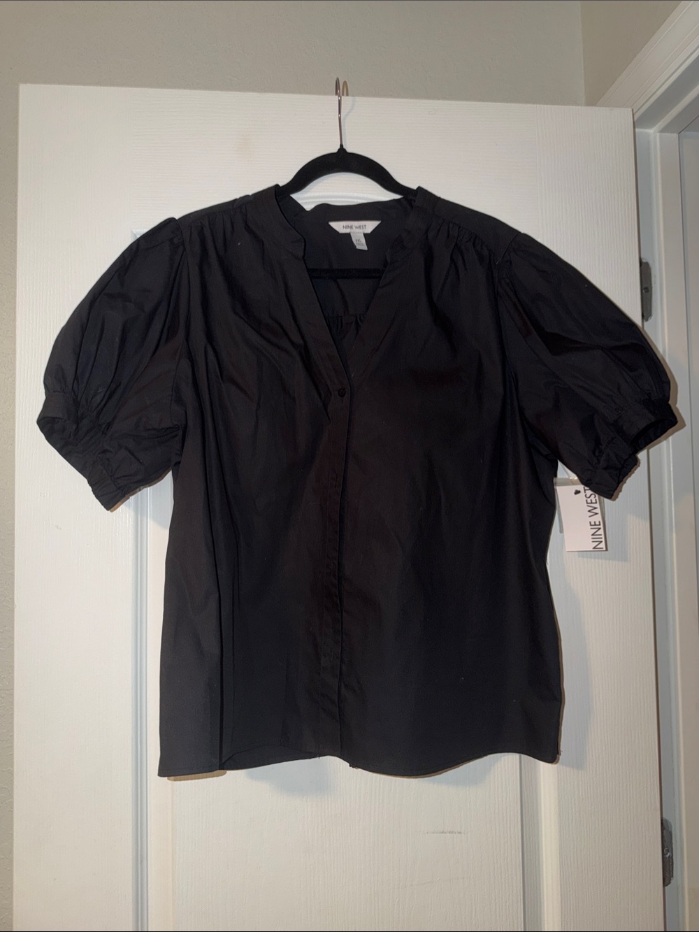 Nine West Black Puff-Sleeve Button Front Shirt